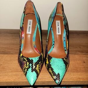 Steve Madden Snakeskin Pumps